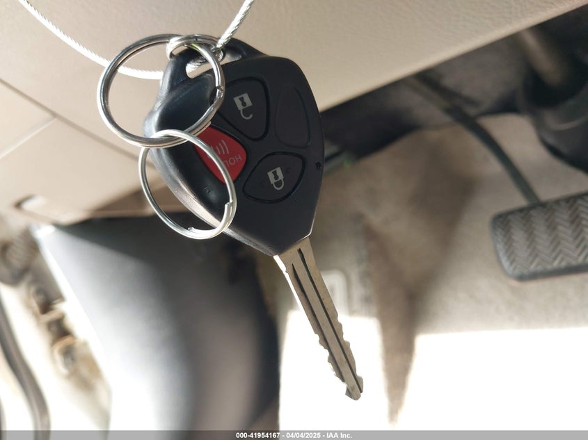 2008 TOYOTA RAV4 VIN: JTMZD33V985078053