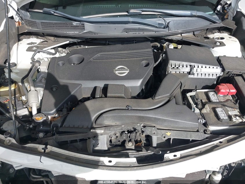 2015 NISSAN ALTIMA VIN: 1N4AL3AP7FN352082