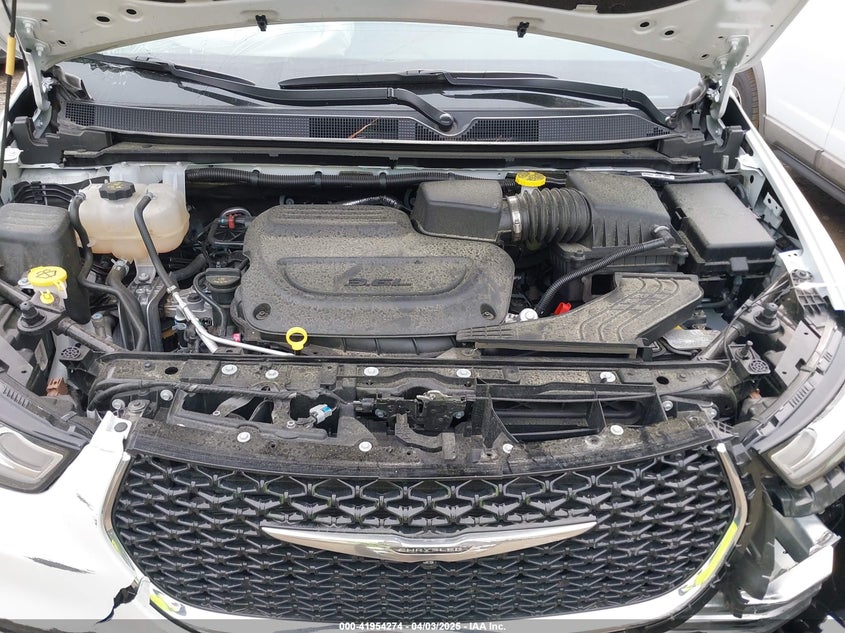 2024 CHRYSLER PACIFICA TOURING L - 2C4RC1BG5RR125223