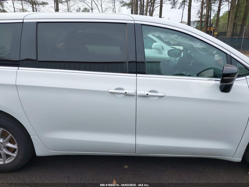 2024 CHRYSLER PACIFICA TOURING L - 2C4RC1BG5RR125223