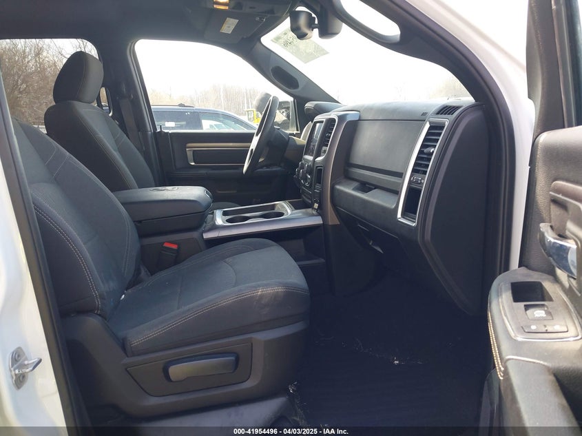 2022 RAM 1500 CLASSIC VIN: 1C6RR7GG6NS182380
