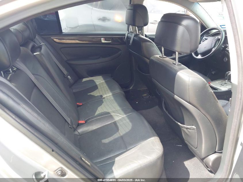 2013 Hyundai Genesis 3.8 VIN: KMHGC4DD5DM233358 Lot: 41954695