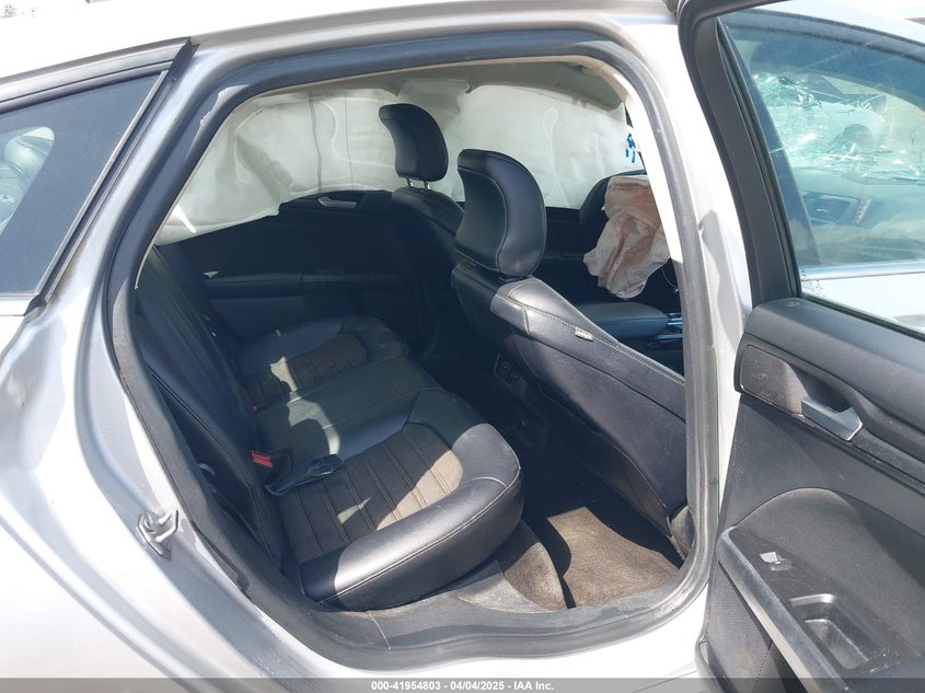 2018 FORD FUSION VIN: 3FA6P0HD2JR276250