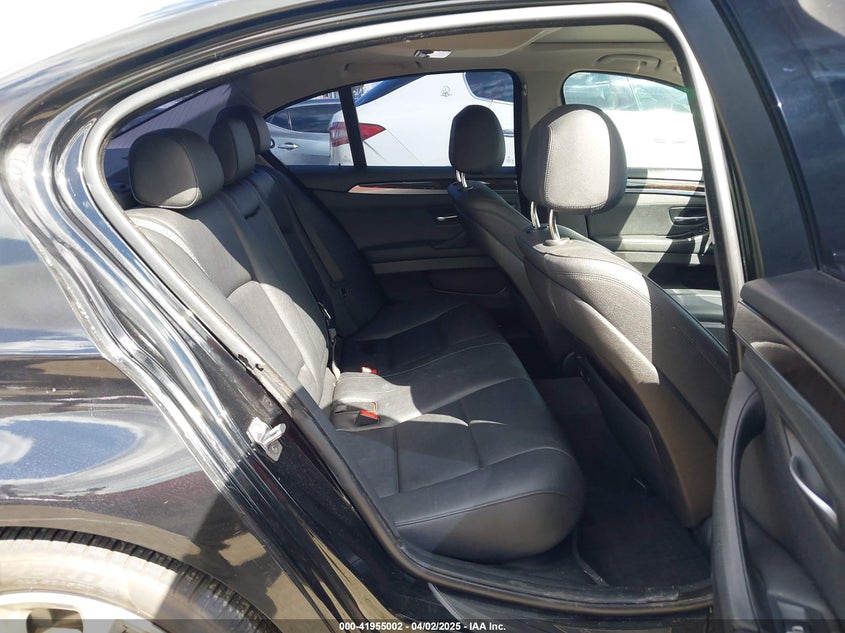 2016 BMW 528I VIN: WBA5A5C53GG346923