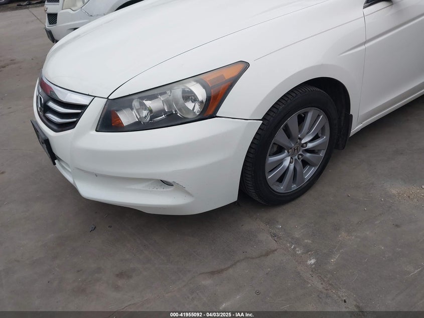 2011 HONDA ACCORD VIN: 5KBCP3F84BB004274