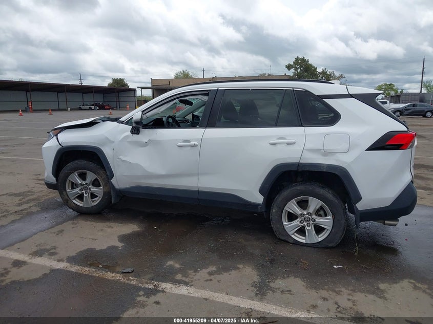 2021 TOYOTA RAV4 VIN: 2T3P1RFV9MW185380
