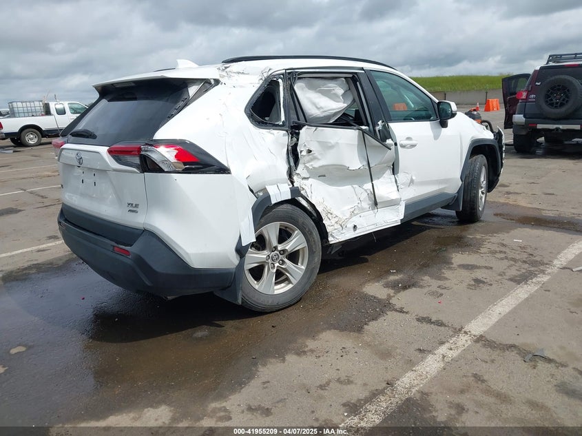 2021 TOYOTA RAV4 VIN: 2T3P1RFV9MW185380