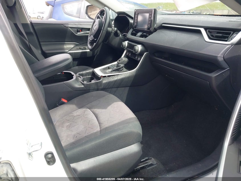 2021 TOYOTA RAV4 VIN: 2T3P1RFV9MW185380