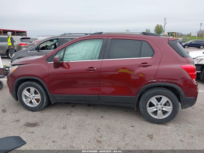 2017 CHEVROLET TRAX LT - 3GNCJLSB7HL134410