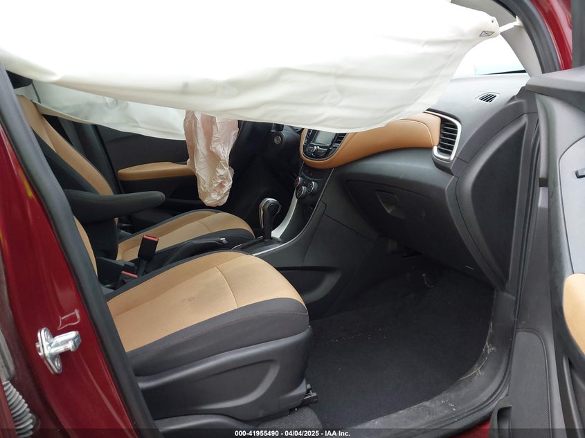 2017 CHEVROLET TRAX LT - 3GNCJLSB7HL134410