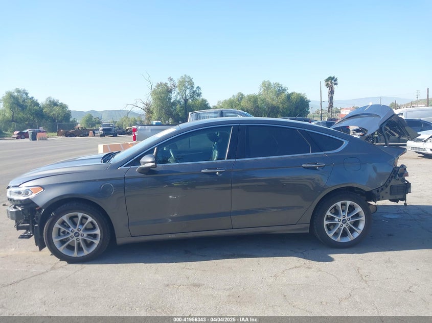 2019 FORD FUSION ENERGI TITANIUM - 3FA6P0SU3KR216052
