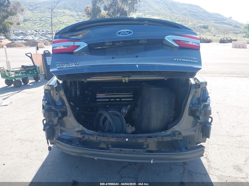 2019 FORD FUSION ENERGI TITANIUM - 3FA6P0SU3KR216052