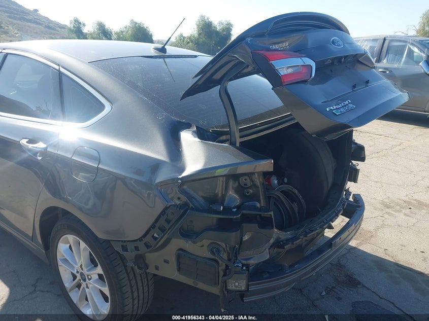 2019 FORD FUSION ENERGI TITANIUM - 3FA6P0SU3KR216052