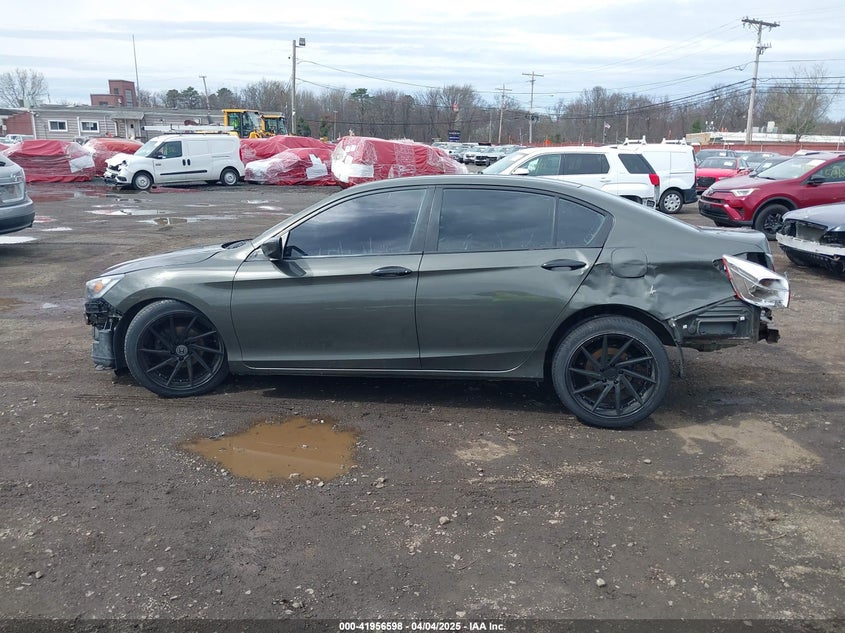 2015 HONDA ACCORD VIN: 1HGCR2F32FA056817