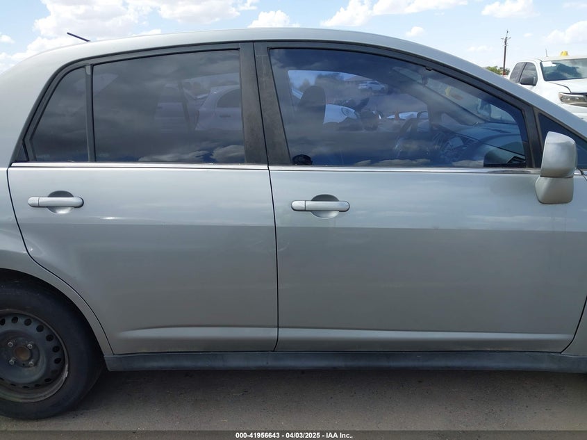 2009 NISSAN VERSA VIN: 3N1BC11E39L381507