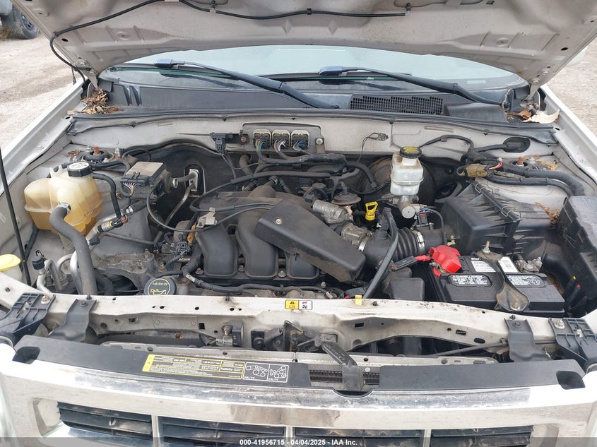 2008 FORD ESCAPE VIN: 1FMCU94108KB33023