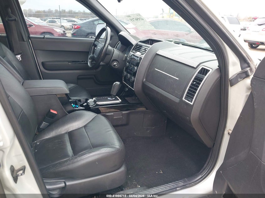2008 FORD ESCAPE VIN: 1FMCU94108KB33023