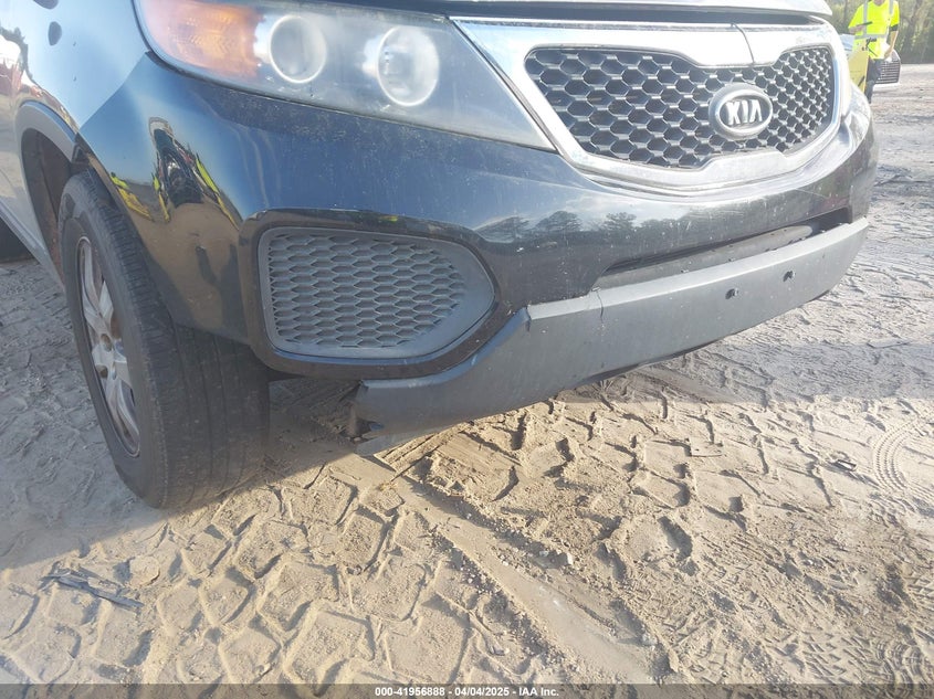 2013 KIA SORENTO VIN: 5XYKT4A25DG322978