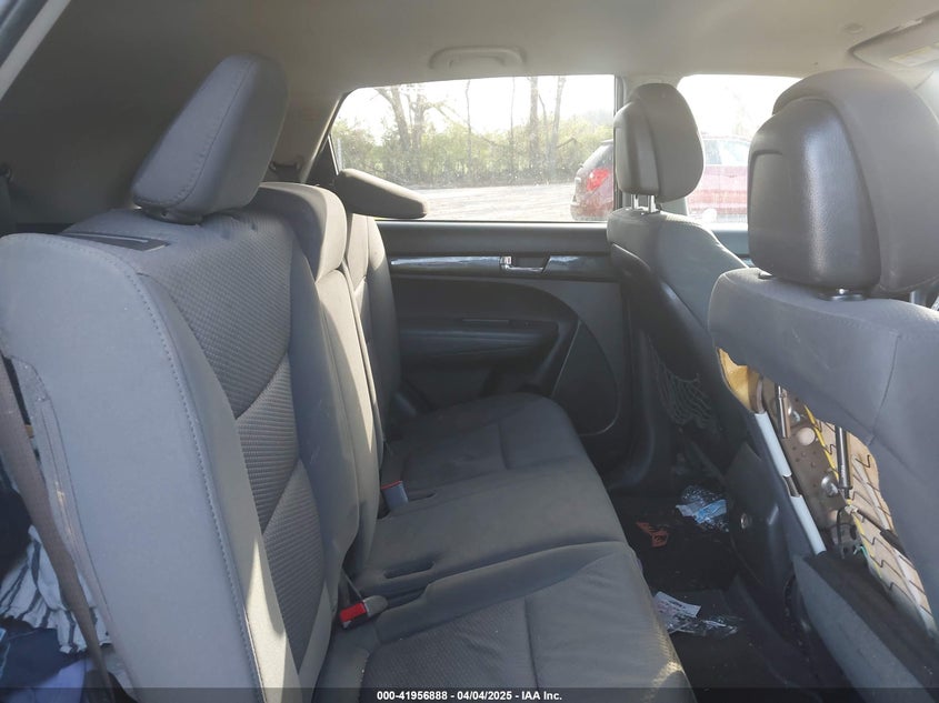 2013 KIA SORENTO VIN: 5XYKT4A25DG322978