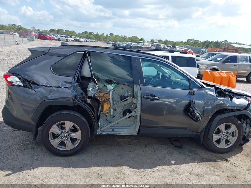 2024 TOYOTA RAV4 XLE - 2T3W1RFV5RC252349