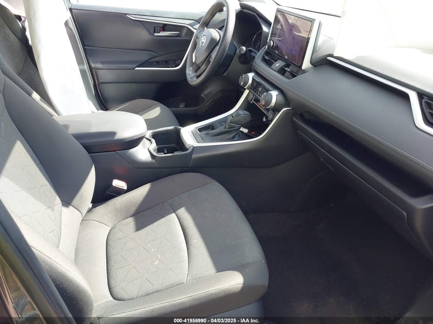 2024 TOYOTA RAV4 XLE - 2T3W1RFV5RC252349