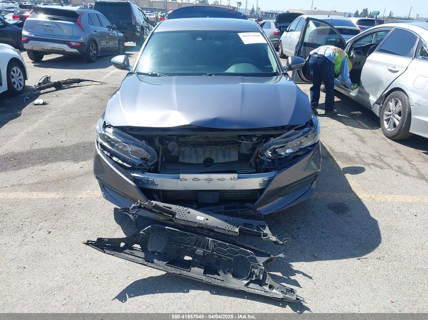 2019 HONDA ACCORD VIN: 1HGCV1F18KA169833