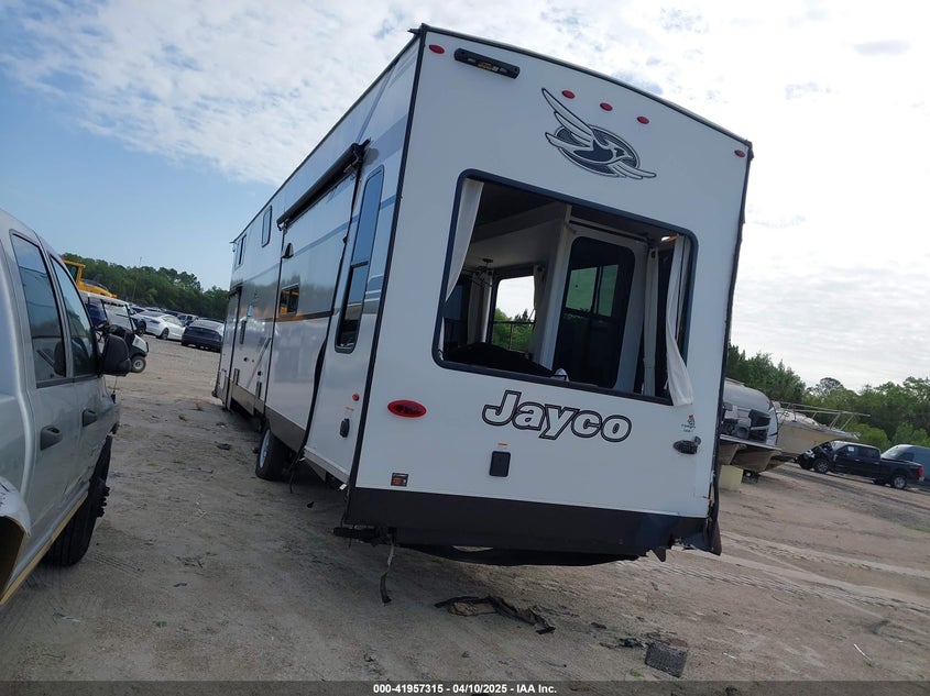 2025 JAYCO JAYFL184BH(VIN: 1UJBC0BV1F11N0107