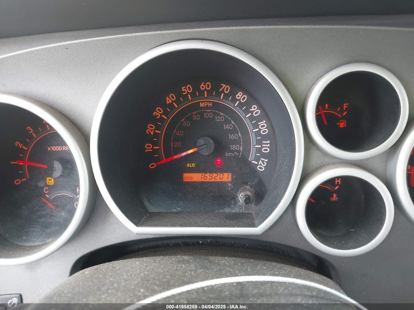 2010 TOYOTA TUNDRA VIN: 5TFUY5F1XAX148611