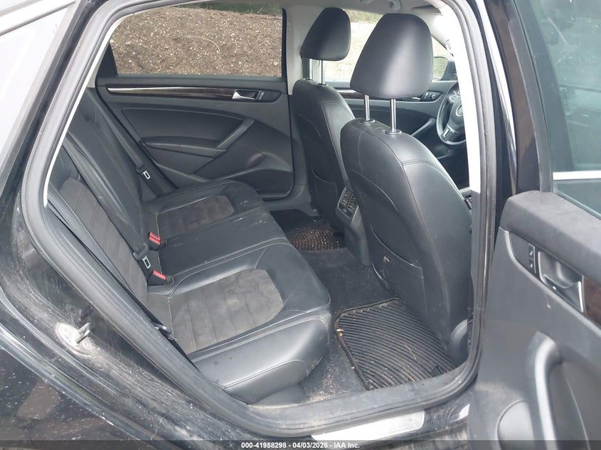 2014 VOLKSWAGEN PASSAT VIN: 1VWCN7A39EC108345