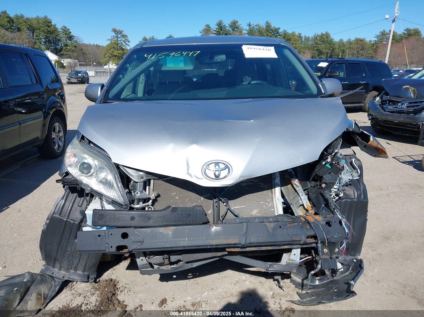 2016 TOYOTA SIENNA VIN: 5TDKK3DC6GS711315