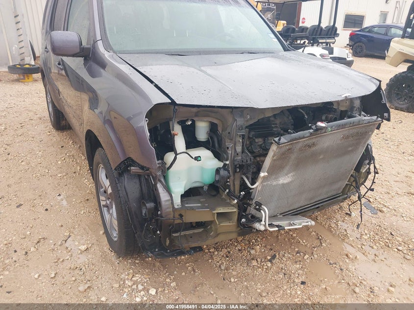 2015 HONDA PILOT VIN: 5FNYF4H39FB055130