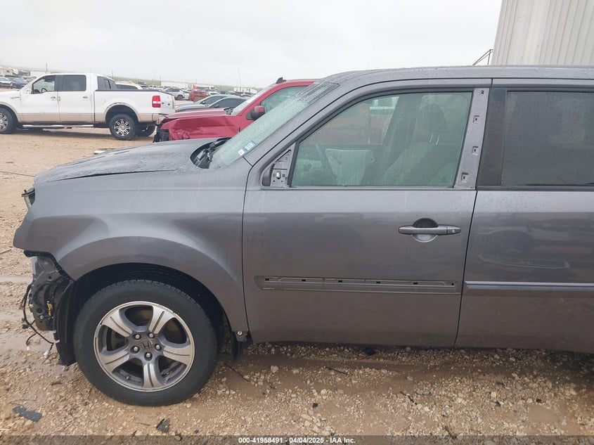 2015 HONDA PILOT VIN: 5FNYF4H39FB055130