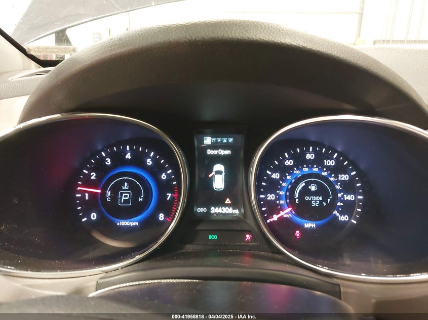 2016 HYUNDAI SANTA FE SPORT VIN: 5XYZWDLA2GG325027