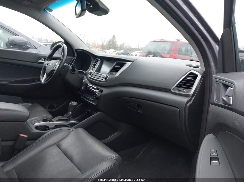 2016 HYUNDAI TUCSON LIMITED - KM8J3CA20GU120571