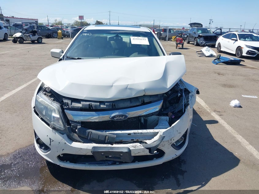 2010 FORD FUSION VIN: 3FAHP0HA1AR152131