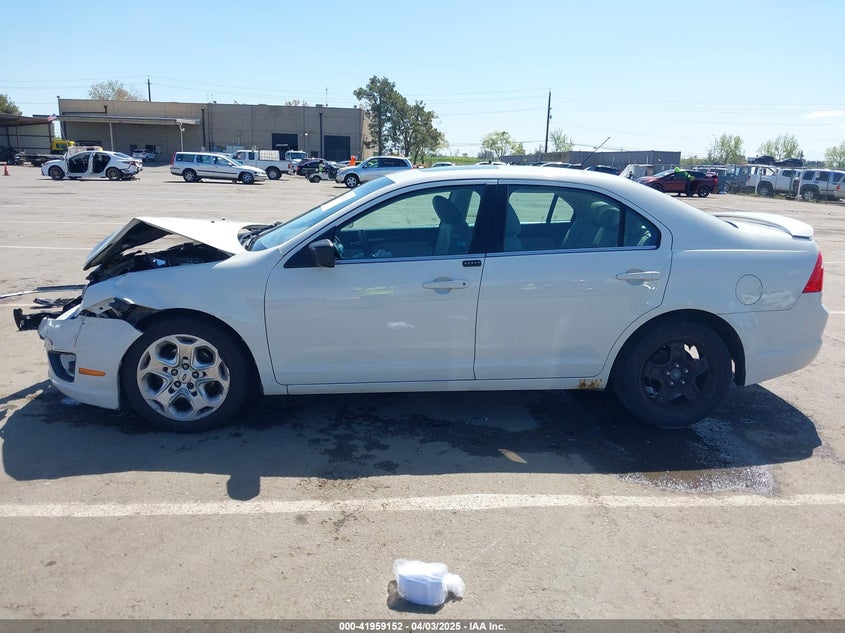 2010 FORD FUSION VIN: 3FAHP0HA1AR152131