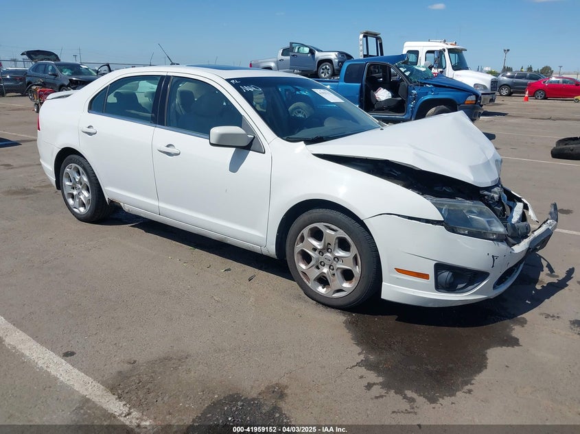 2010 FORD FUSION VIN: 3FAHP0HA1AR152131