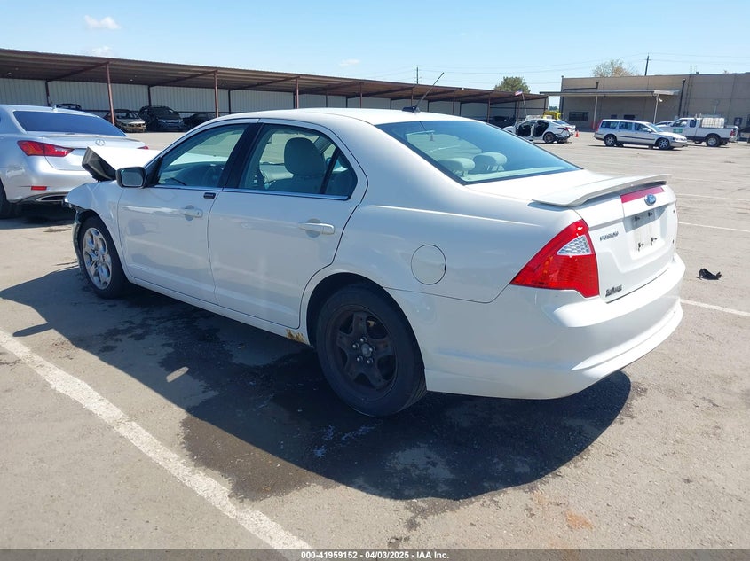 2010 FORD FUSION VIN: 3FAHP0HA1AR152131