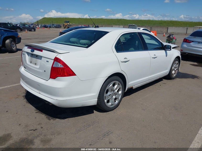2010 FORD FUSION VIN: 3FAHP0HA1AR152131