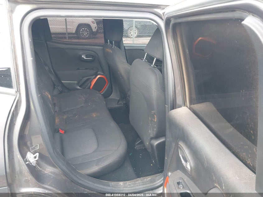 2018 JEEP RENEGADE VIN: ZACCJBAB8JPH46701