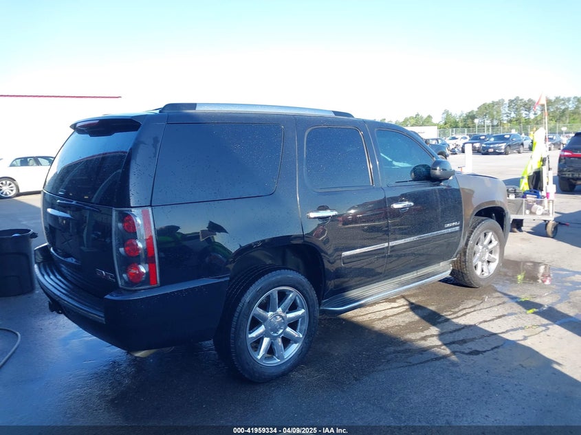 2013 GMC YUKON DENALI - 1GKS2EEF6DR251494