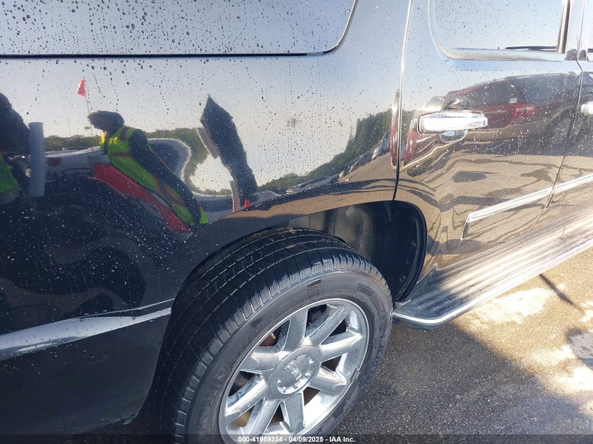 2013 GMC YUKON DENALI - 1GKS2EEF6DR251494