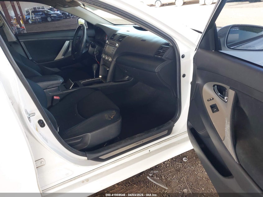 2011 TOYOTA CAMRY VIN: 4T1BF3EK5BU744073