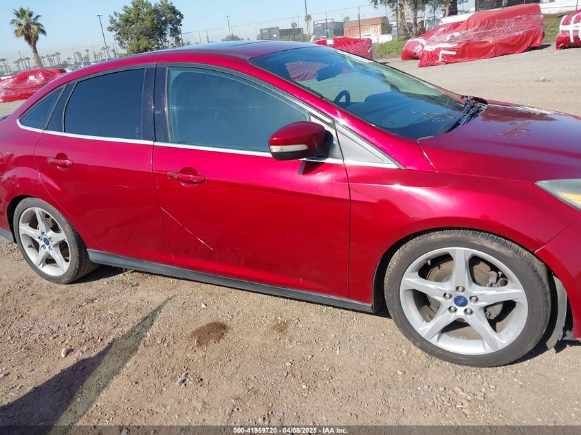 2014 FORD FOCUS VIN: 1FADP3J2XEL247827