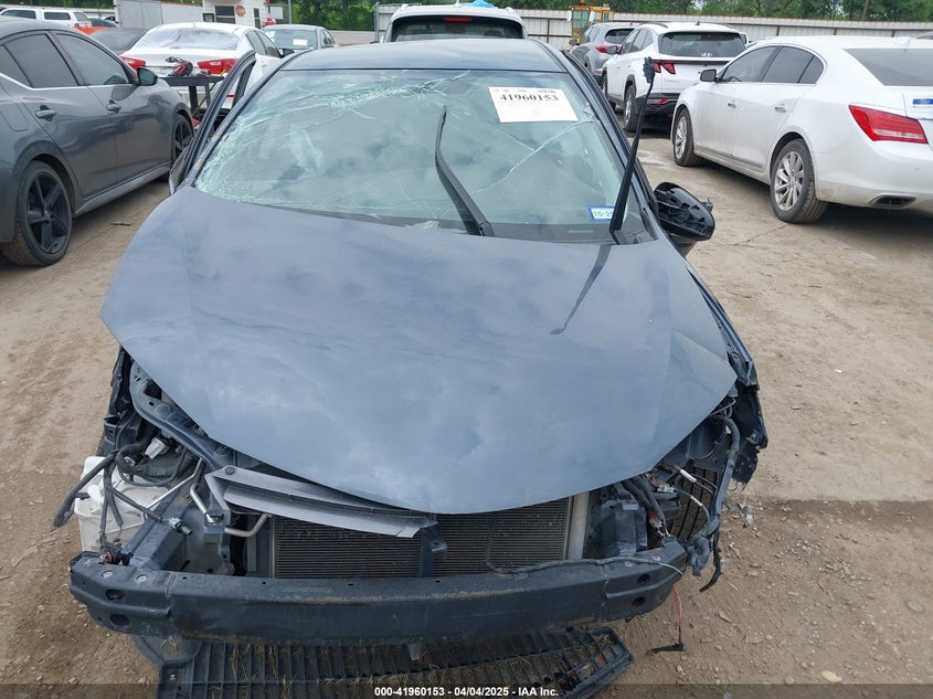 2015 TOYOTA COROLLA LE - 2T1BURHE2FC410069