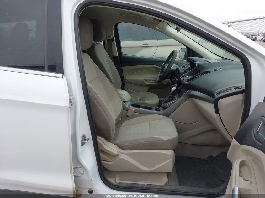 2013 FORD ESCAPE VIN: 1FMCU0G98DUD52856