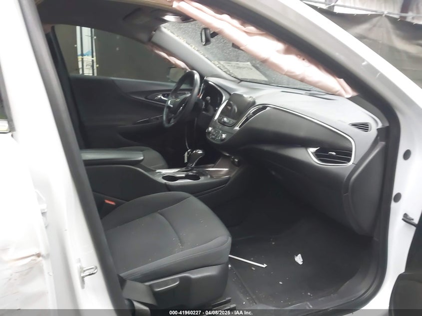 2016 CHEVROLET MALIBU VIN: 1G1ZE5ST1GF203752