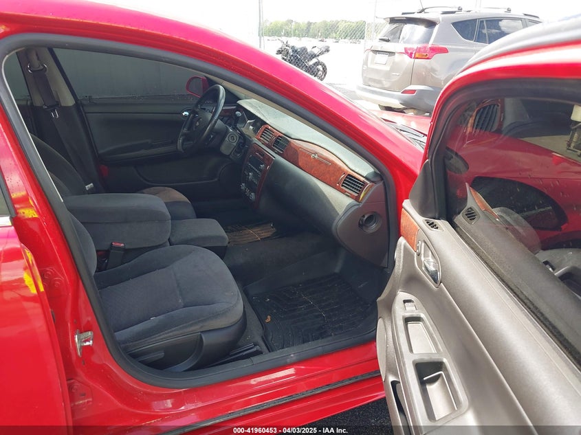 2010 CHEVROLET IMPALA VIN: 2G1WB5EN8A1142729