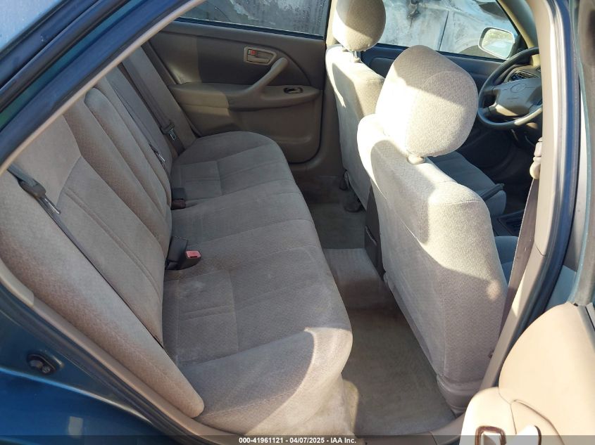 2000 Toyota Camry Le VIN: JT2BG22K3Y0493787 Lot: 41961121