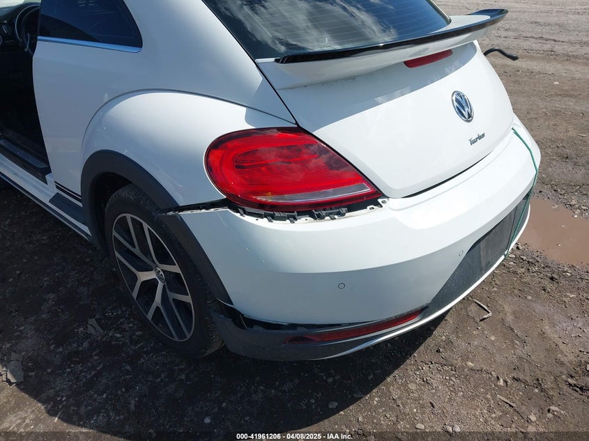 2016 VOLKSWAGEN BEETLE 1.8T DUNE - 3VWS17AT5GM621195